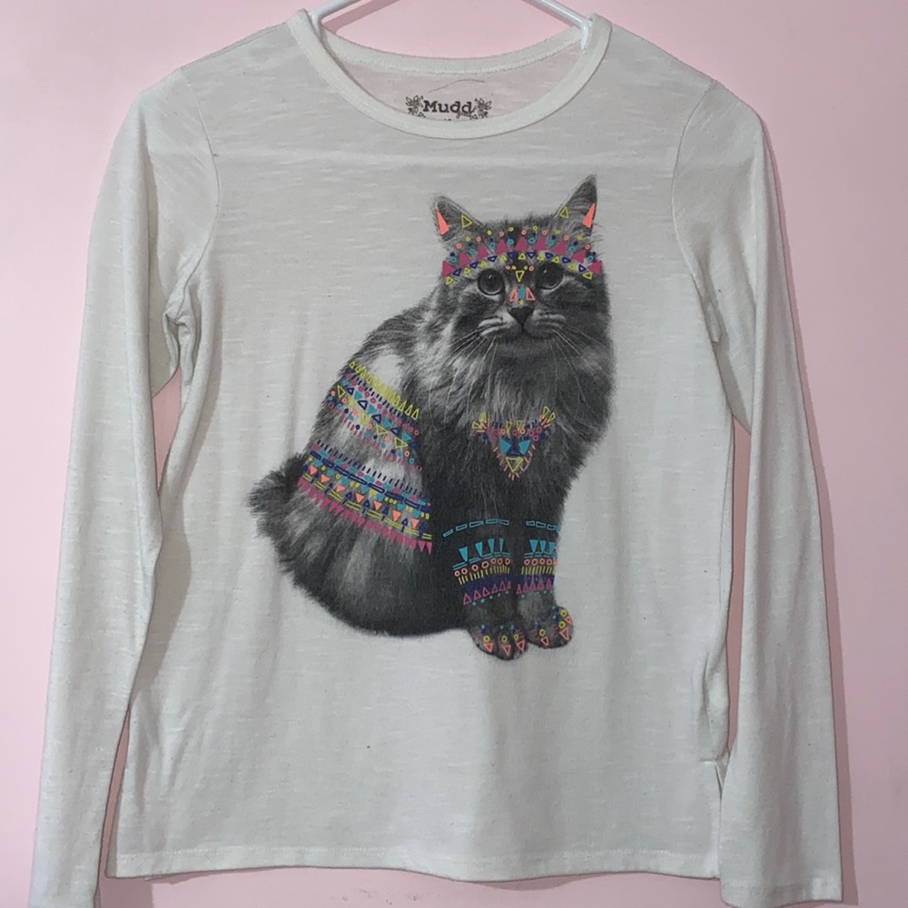 Mudd cream long sleeve with tribal cat
